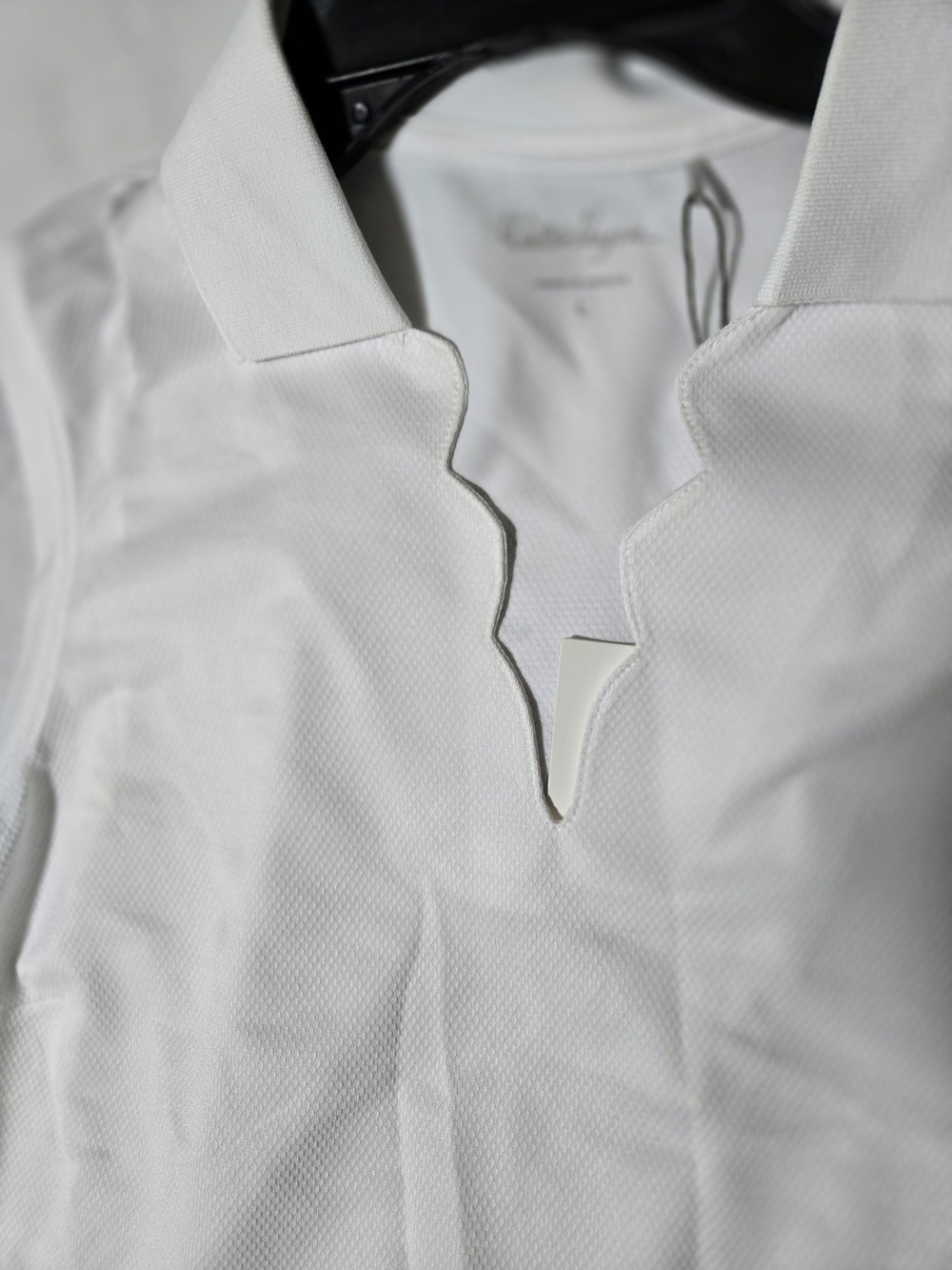 Walter Hagen White Sleeveless Polo Tank with Notch Collar - Picture 4 of 11